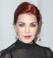 2DC370C800000578-3288970-Ravishing_red_hair_Priscilla_matched_her_make_up_to_her_copper_h-m-14_1.jpg