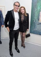 2D38F84100000578-3266720-Rare_sighting_Jocelyn_attended_the_even_with_her_boyfriend_Lloyd-m-24_1.jpg
