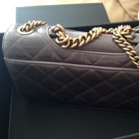 chanel_castle_rock_handbag_medium_1426302638_9e77f018.jpg