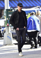 Alex-NY25-2-T.jpg