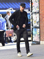Alex-NY25-5-T.jpg