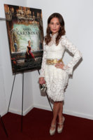 Alicia+Vikander+Anna+Karenina+New+York+Premiere+KqEAzwNcJ4_l.jpg