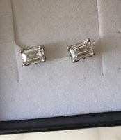 earrings.jpg
