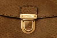 Prada3.jpg