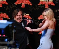 305208BF00000578-3405898-They_got_some_skills_The_duo_showed_off_their_Kung_Fu_moves-m-3_1453176.jpg