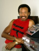 maurice white3.jpg