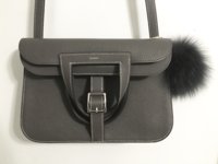 Hermès Halzan Etain Grey Clemence.jpg