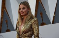 Margot+Robbie+88th+Annual+Academy+Awards+Arrivals+SnEOyJh_Qigx.jpg