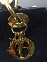 MQ.LADYDIORBAG06.jpg