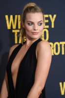 Margot+Robbie+Whiskey+Tango+Foxtrot+World+MC_vKolYCRIx.jpg