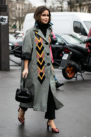 paris_fw2016_day8_585420160309_5854__jpg_2765_north_660x_white.jpg