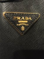 prada1.jpg
