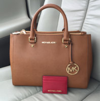 ImageUploadedByPurseForum1460408212.933847.jpg