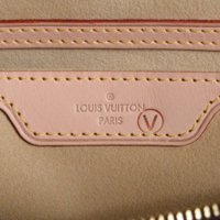 Replying to @j The Louis Vuitton employee discount explained and