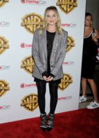 margot-robbie-at-warner-bros.-presentation-at-cinemacon-2016-in-las-vegas-04-12-2016_6.jpg