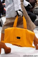 Balenciaga-Orange-Tote-Bag-2-Fall-2016-682x1024.jpg
