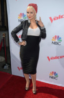 Voice+Karaoke+Charity+Arrivals+r79Wc_ppkWgx.jpg