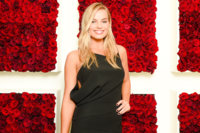 04-margot-robbie-calvin-klein.w1440.h957.jpg