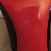 Christian-Louboutin-ladies-shoes-15230af.jpeg