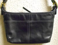 Coach-F0882-12595-black leather-plaid inside-2.jpg