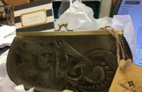 kisslock clutch front.jpg