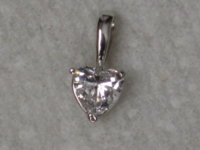 heartpendant.jpg