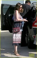 anne-hathaway-wishes-valentino-happy-birthday-06.jpg