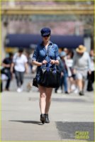 anne-hathaway-one-woman-show-matinee-04.jpg