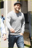 charlie-hunnam-smiles-away-during-outing-with-girlfriend-morgana-mcnelis-04.jpg