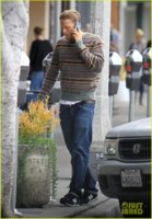 charlie-hunnam-return-to-houston-meet-fans-01.jpg