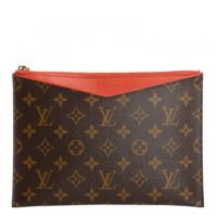 What do you put in the little D ring inside your LV?, Page 3