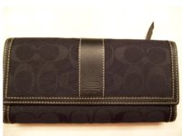 Coach wallet2 001.jpg