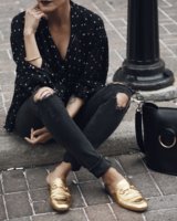 WOAHSTYLE.COM-FLOWY+STAR+BLOUSE+FROM+FREE+PEOPLE+AND+GOLD+GUCCI+PRINCETOWN+SLIPPERS_6701.jpeg