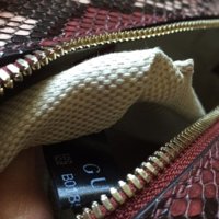 gucci-evening-python-cross-body-bag-burgundy-19371082-5-0.jpg