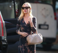 Kate-Bosworth-Prada-Inside-Bag (1).jpg