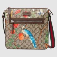 Light-Gucci-Tian-GG-Supreme-messenger front.jpg
