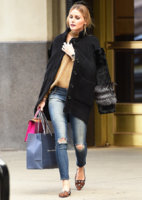 this-is-how-olivia-palermo-elevates-skinny-jeans-and-flats-1993901-1480368783.640x0c.jpg