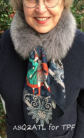 Joies d'Hiver + fur collar.jpg