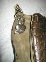 furlacharm002.jpg