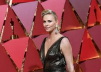 Charlize+Theron+89th+Annual+Academy+Awards+S58sxEj3pJUl.jpg