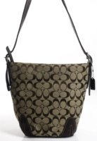 4153_linda-s---stuff_D6K-4153 on Sig Duffle-a.jpg