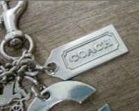 Ebay huenefel_0 brynbaze4 Bonanza  Ellistabryn fake coach keychain 4.jpeg