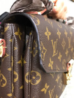 LV Pochette Metis glazing issue 