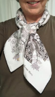 Fleurs et Papillons tie.jpg