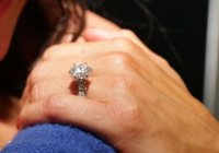 nikki-bella-engagement-ring-2.jpg