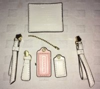 mahurst listing creed zipper pull props.jpg