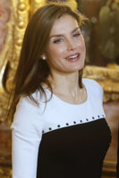 Spanish+Royals+Host+Lunch+Literature+World+LyKwqV36cU7l.jpg