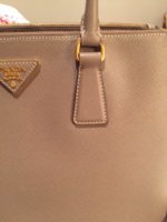 Prada7.jpg