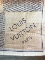 LV SCARF4.jpg