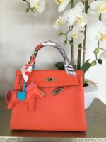 hermes feu vs orange